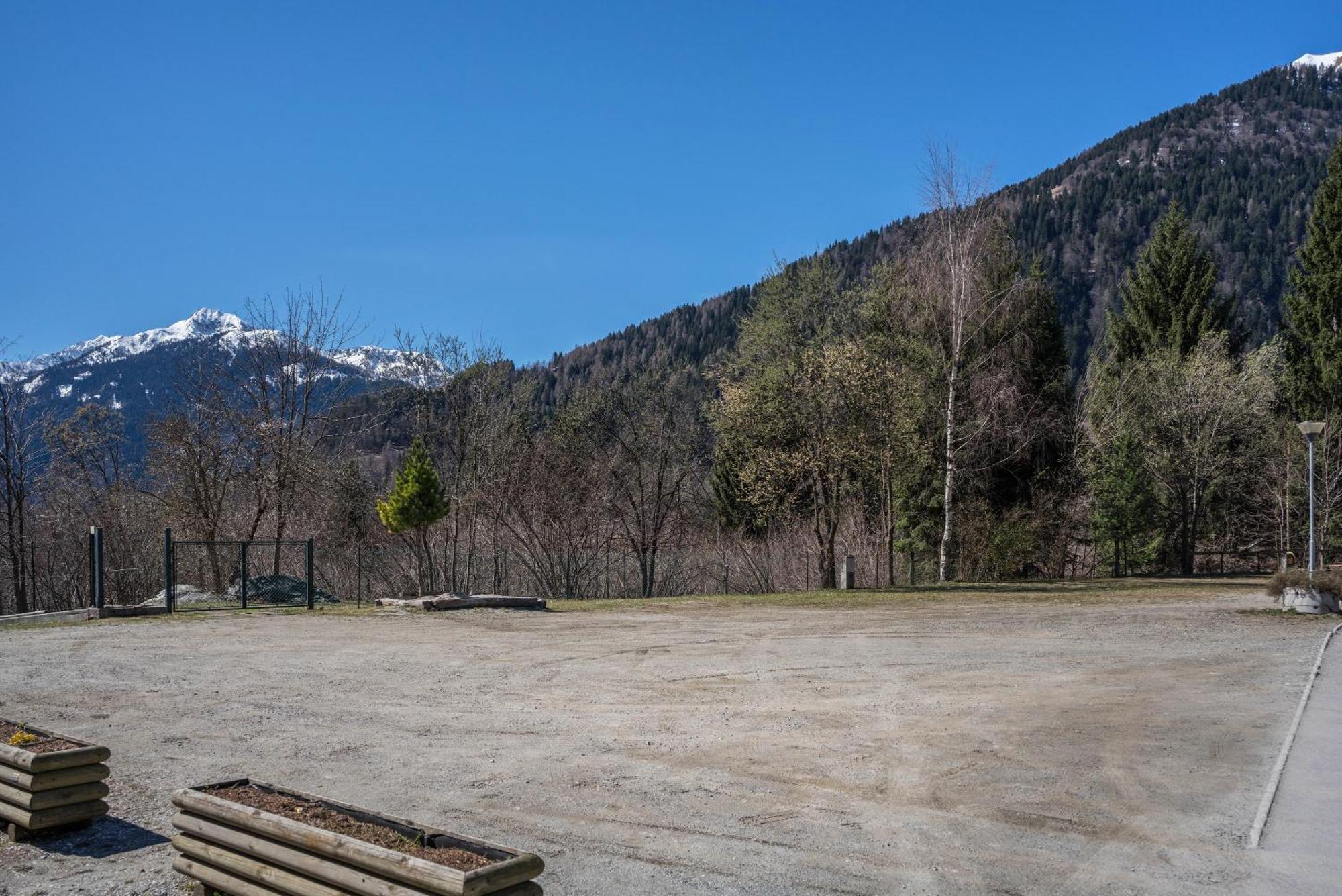 Вилла Chalet Camping Fae 3 Мадонна-ди-Кампильо Экстерьер фото